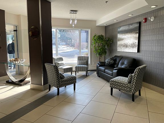 Common Conversation Corner