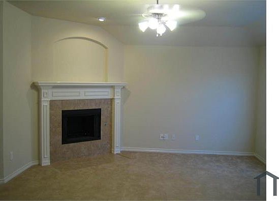 4th image of 5916 Silver Buckle Dr