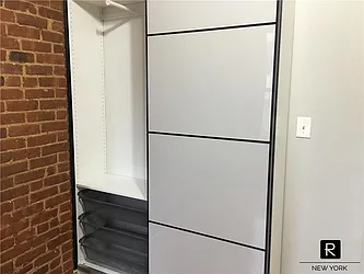 Rented by R New York