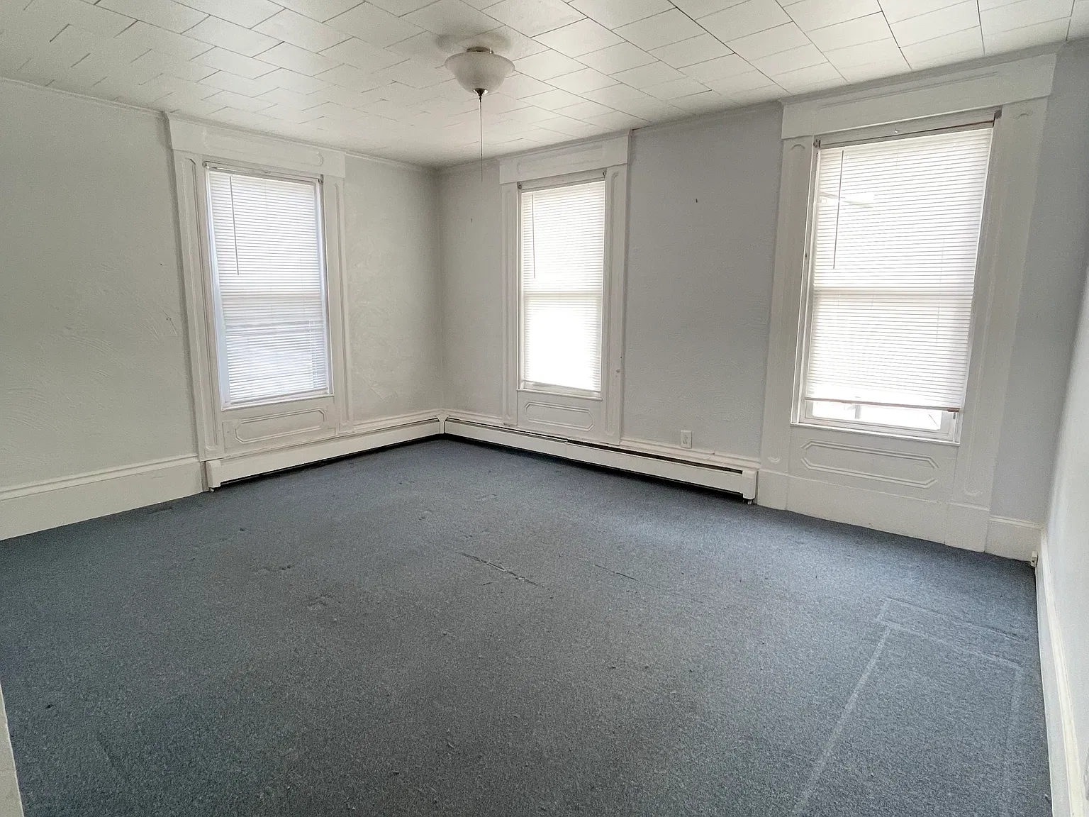 38 Veranda St — Photo 4