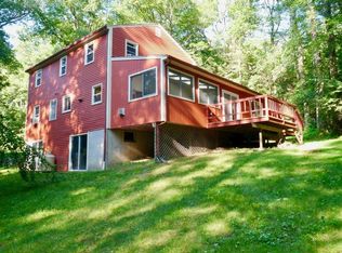 30 Bridle Path, Amherst, MA 01002