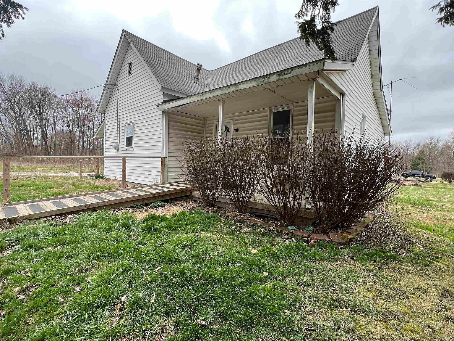 502 N Lawton St, Jasonville, IN 47438 MLS 202309129 Zillow