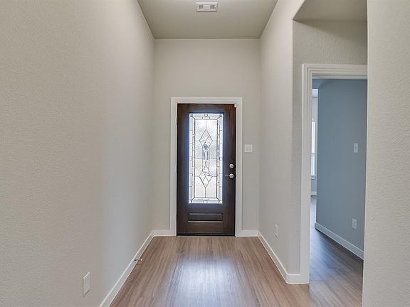 5th image of 2166 Mossbrook Dr
