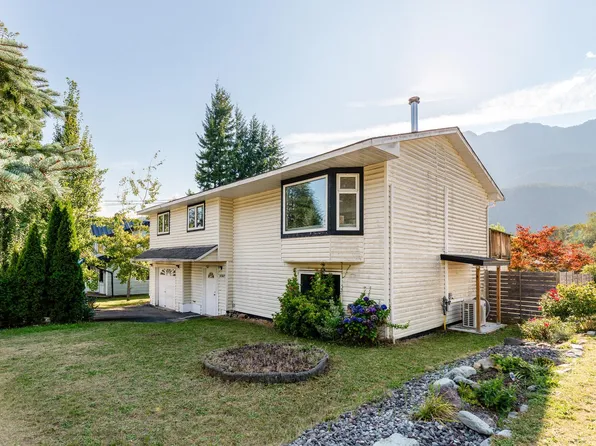 41843 Faith Rd, Squamish, BC V0N 1H0