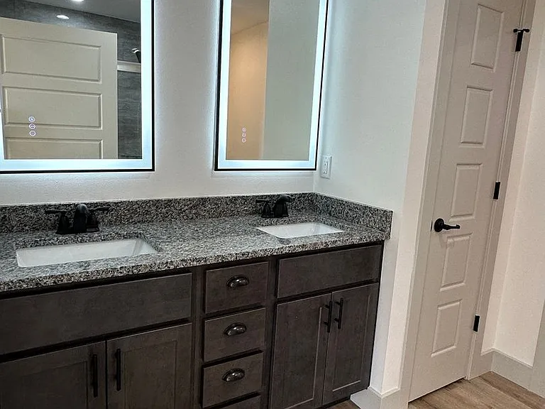 932 Cottage Hill Way — Photo 39