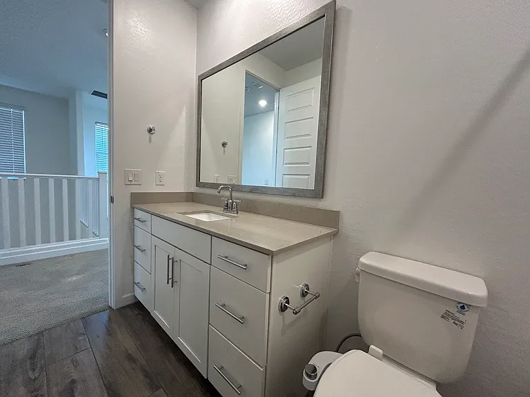 1146 E Weatherby Way — Photo 40