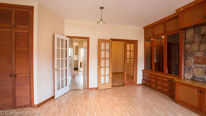 Rented by Garfield Realty  | media 10