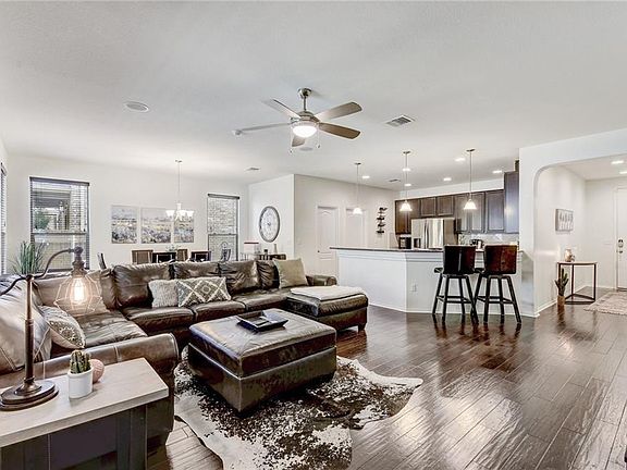 5th image of 1424 Berlin Ln