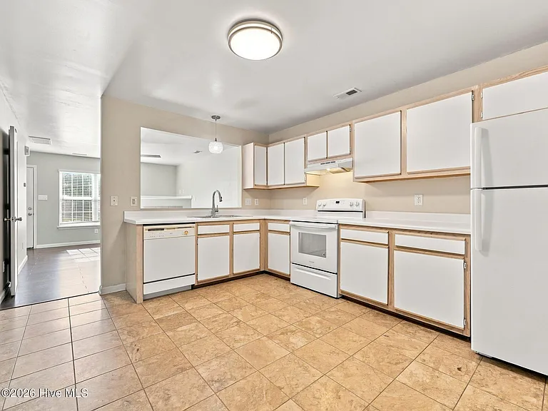 107 Spring Meadows Cir — Photo 5