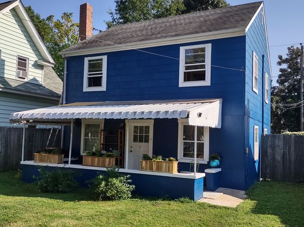 40 Virginia Ave #2