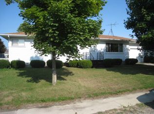 458 9th St, Sebewaing, MI 48759