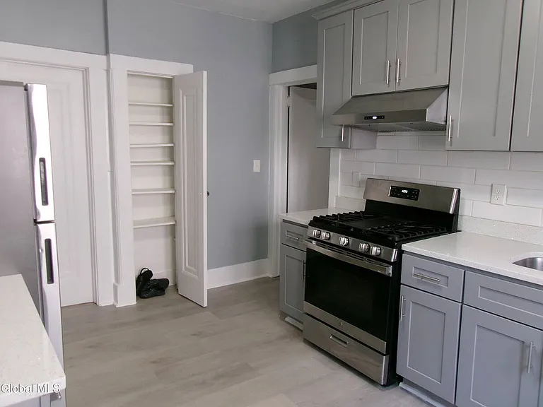 1338 Parkwood Blvd — Photo 11