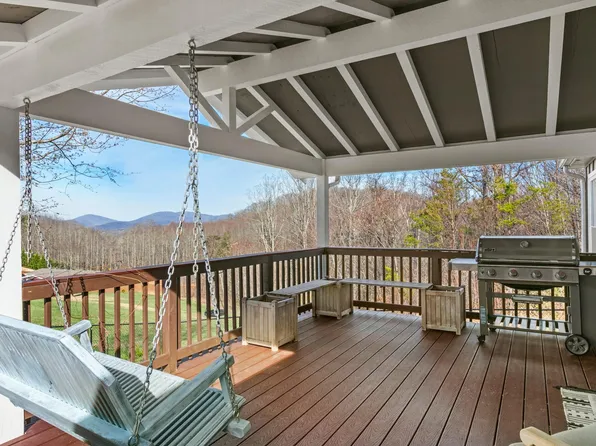 2347 Bald Rock Rd, Hendersonville, NC 28792