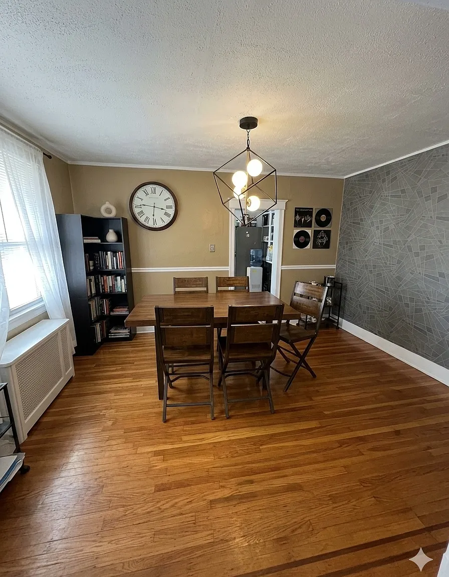 3 bed, 1260 sqft, $2,200 — Photo 3
