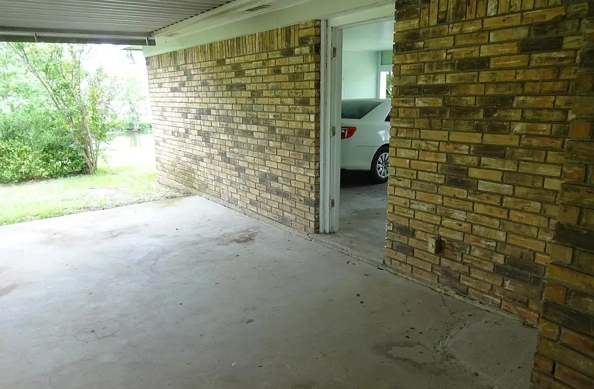 4 bed, 2.5 bath, 2230 sqft, $1,650 — Photo 4