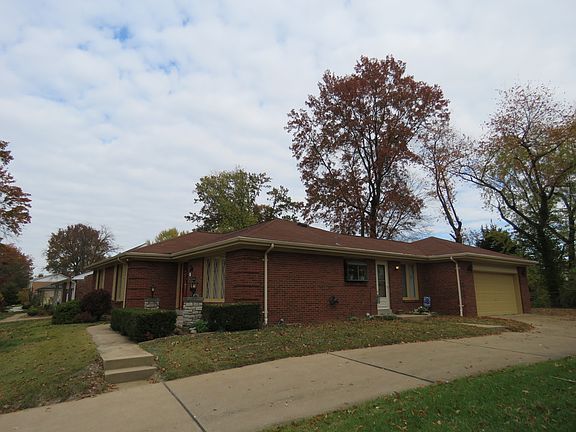 2nd image of 9056 Laurel Crest Dr