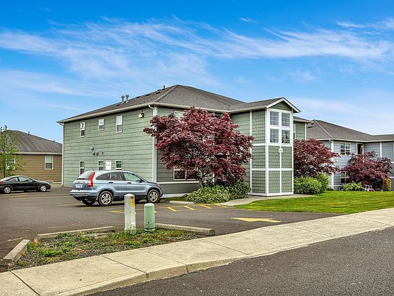 2nd image of 2037 SE Huckleberry Ave #C