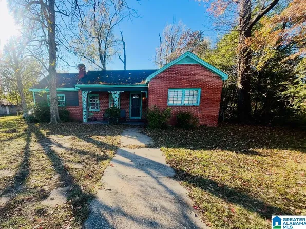 2105 Lauderdale St, Selma, AL 36701