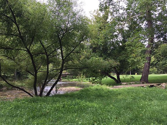 2nd image of 43 Creekside Dr
