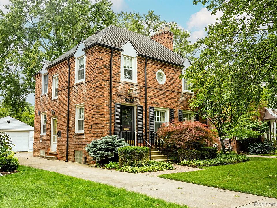1st image of 359 Hillcrest Ave