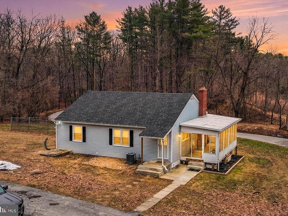 1st image of 1320 Hicks Rd