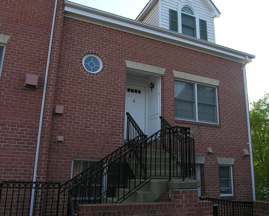 Private Entrance