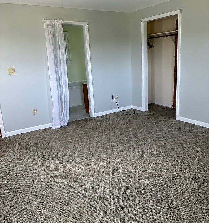 1st image of 298 Jersey Hill Rd