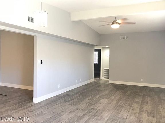 3rd image of 3817 El Parque Ave