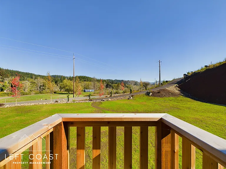 2368 Salmon River Hwy #4 — Photo 36