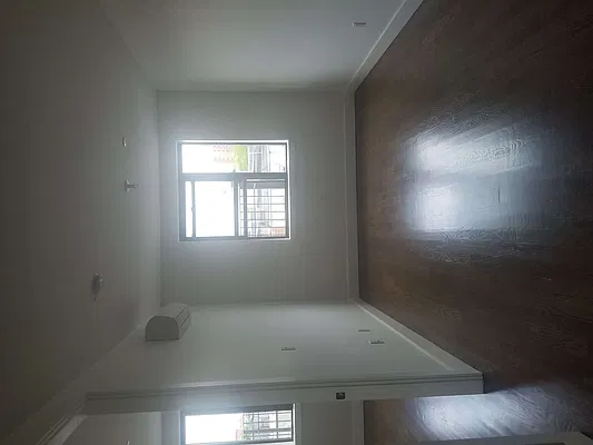 Rented by Premium Management  | media 13
