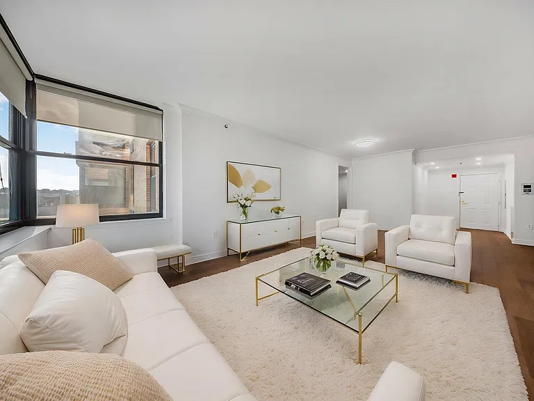 2 Constitution Ct #707 — Photo 1