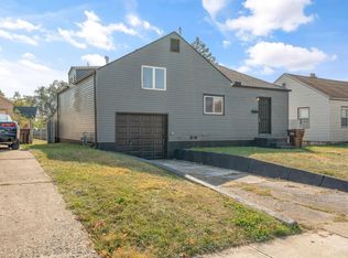 230 Archer Dr, Fairborn, OH 45324