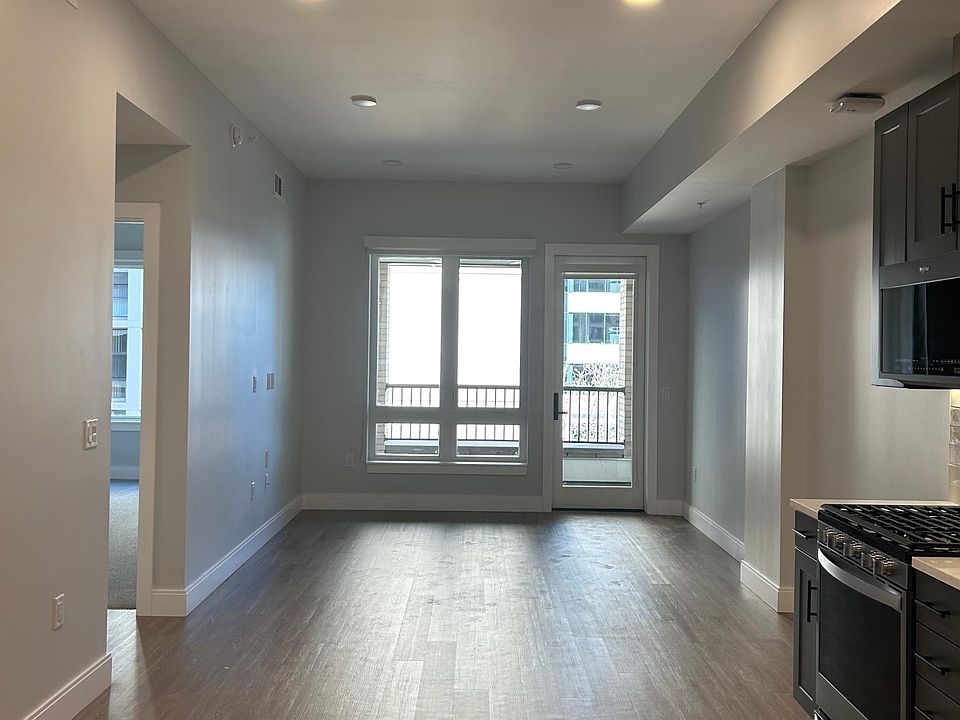 1st image of 1946 Market St #510