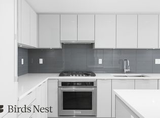 2388 Madison Ave #2306, Burnaby, BC