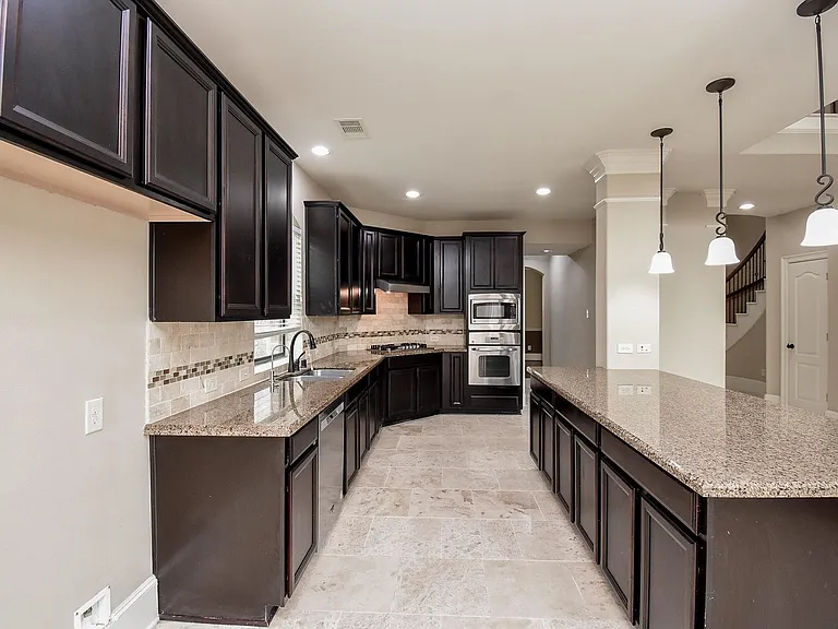 6034 Gracys Landing Ln — Photo 19