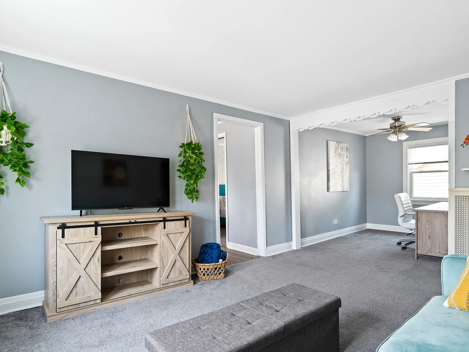 2 bed, 950 sqft, $4,000 — Photo 3