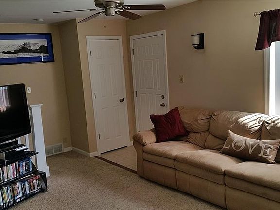 5th image of 854 Ohio Ave