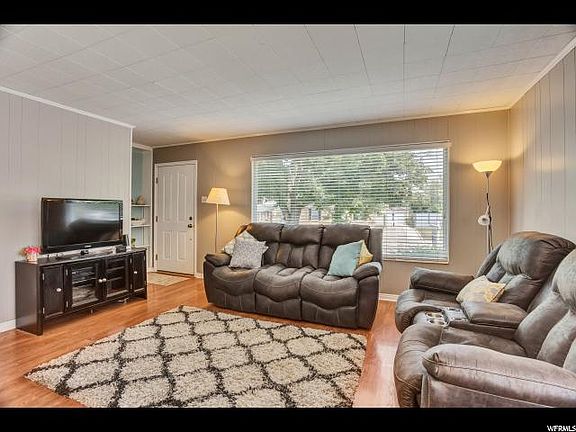 5th image of 2038 E Stratford Dr