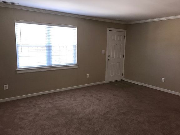 3rd image of 337 S Chesire Ct