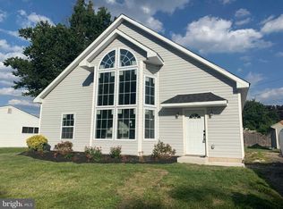 278 Birch Dr, Levittown, PA 19054