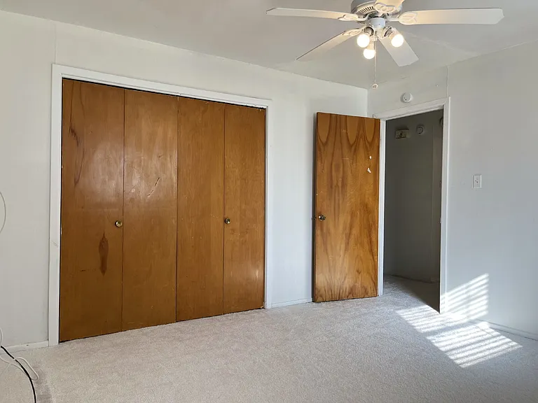 722 W 4th St #B — Photo 14