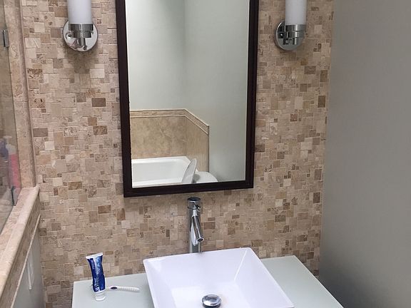 3rd image of 6105 Liverpool Ln