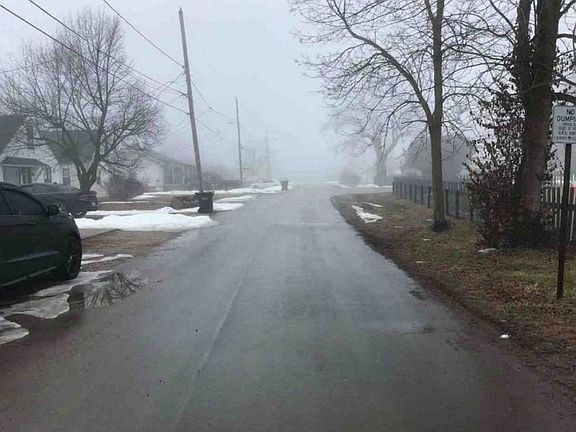 Exterior Neighborhood (street photo)