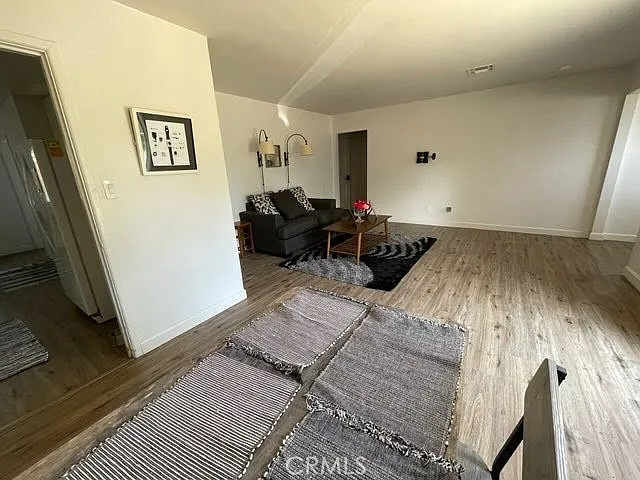 521 Walnut Ave — Photo 4