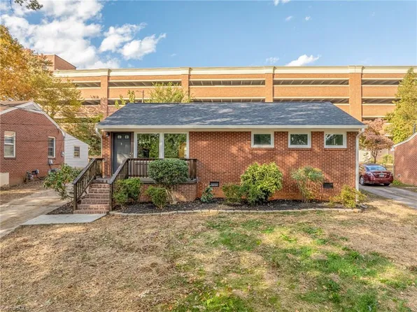 837 Willow Pl, High Point, NC 27260