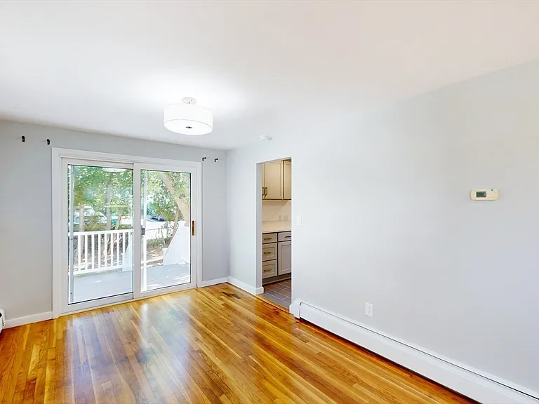 38 Nash St #38 — Photo 10