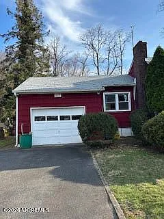 3 bed, 1296 sqft, $1,900 — Photo 3