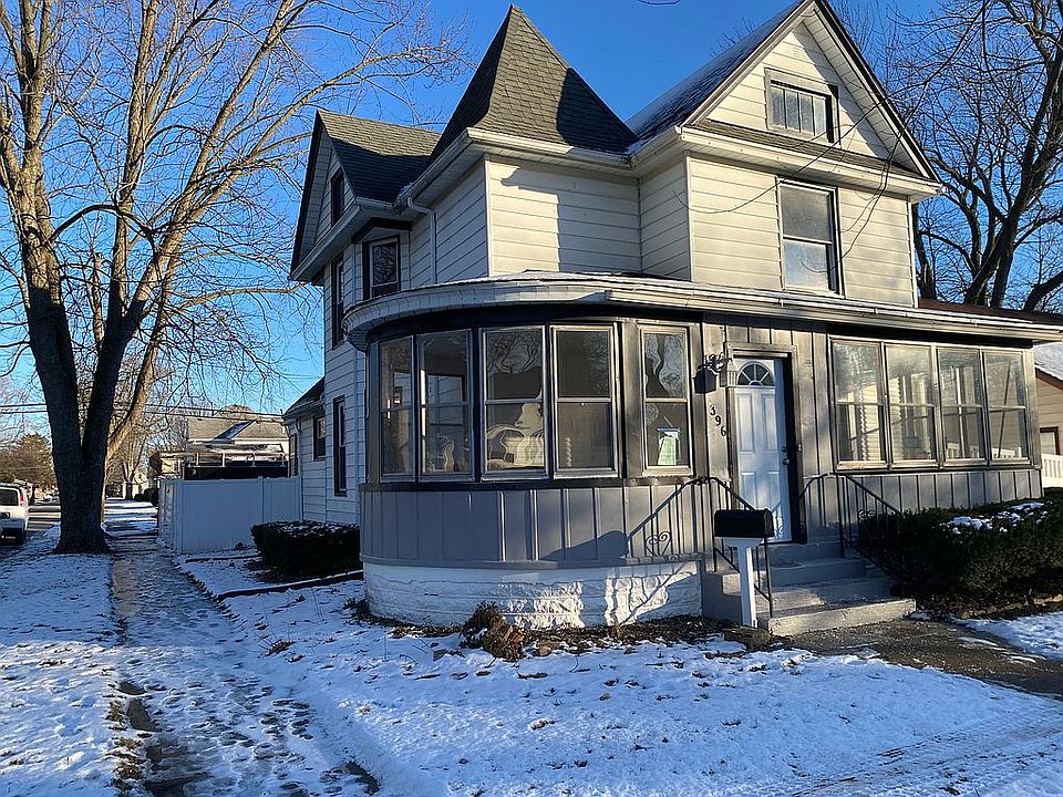 1st image of 396 N Grand Ave