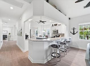 7842 Hawthorne Dr Unit 1703, Naples, FL 34113