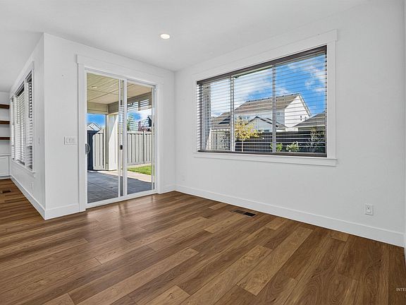 5th image of 4258 N Brody Way